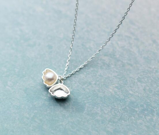 Silver Shell Necklace For Women chain and pendant