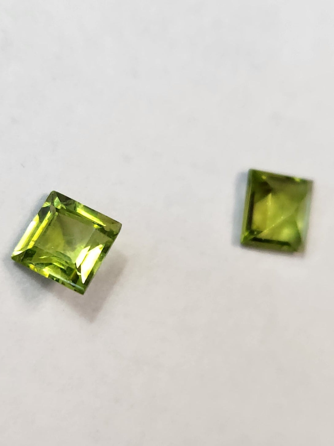 Ships from United States - Peridot - Princess Cut - Pair of Loose Gemstones - Sourced from Chanthaburi , Thailand Gem Market - Goldz.vip