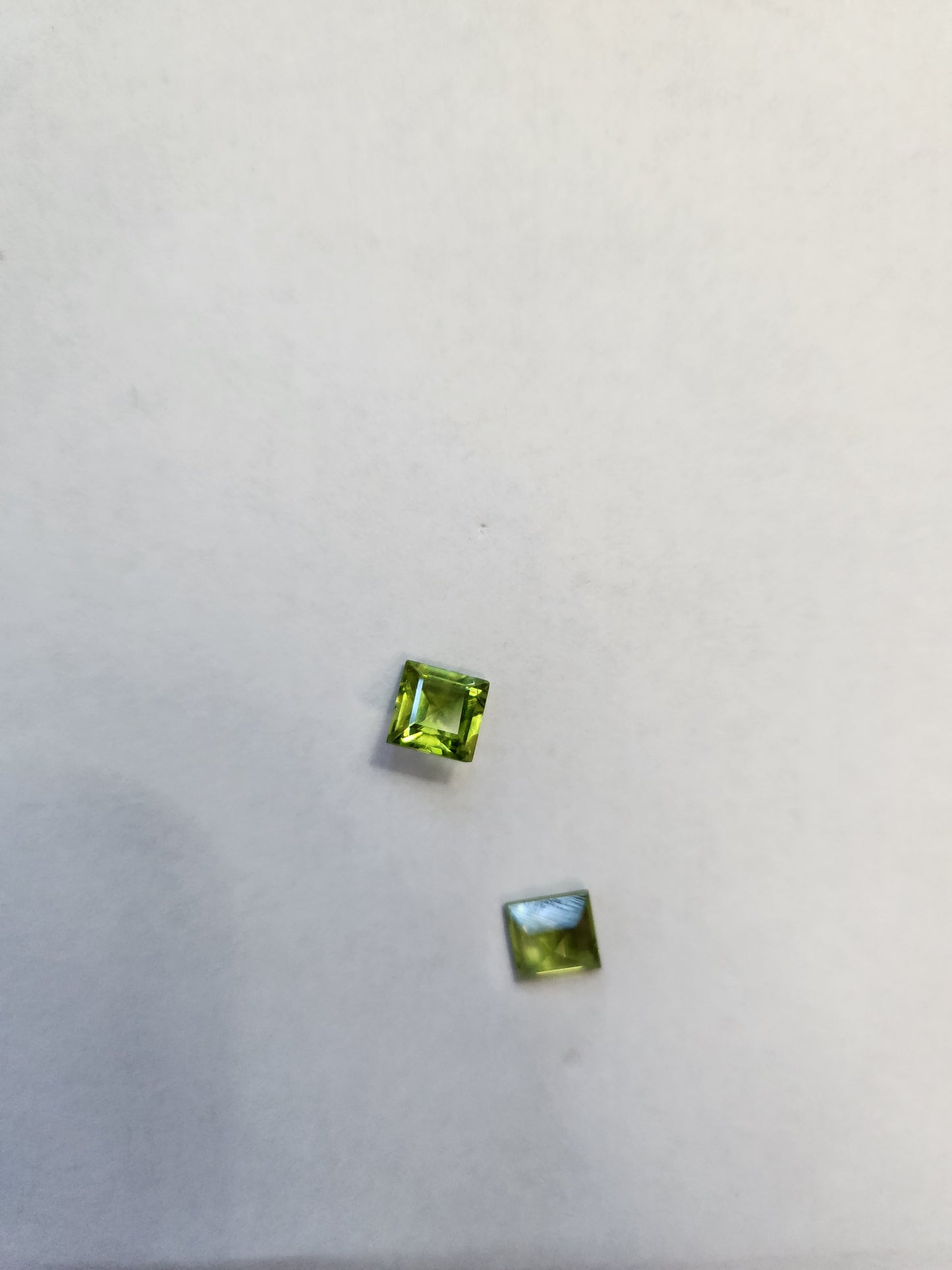 Ships from United States - Peridot - Princess Cut - Pair of Loose Gemstones - Sourced from Chanthaburi , Thailand Gem Market - Goldz.vip