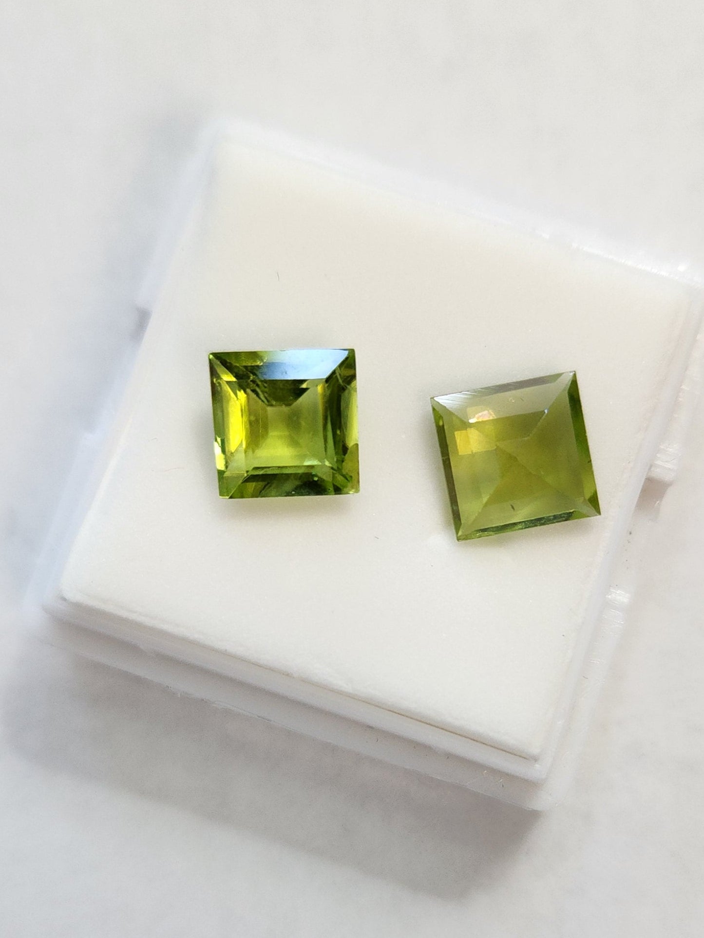 Ships from United States - Peridot - Princess Cut - Pair of Loose Gemstones - Sourced from Chanthaburi , Thailand Gem Market - Goldz.vip