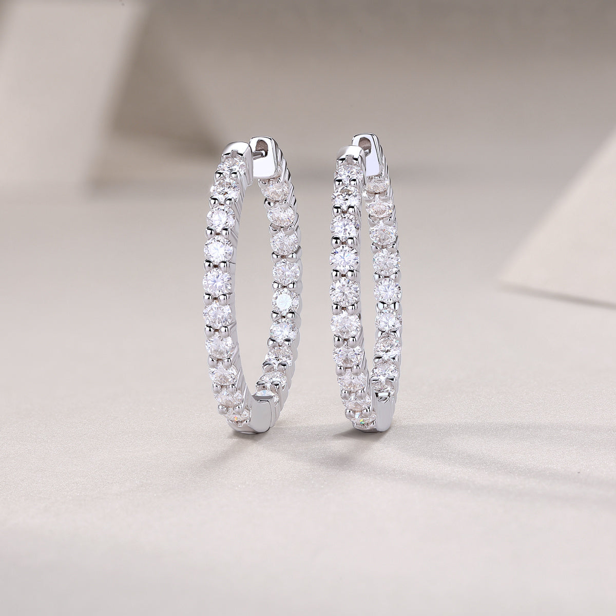 Ships from The United States - Silver Moissanite Hoop Earrings - Luxury Jewelry from Goldz.vip