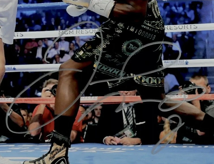 Floyd Mayweather PSA Authenticated Autographed 11X14 Photo vs Conor McGregor