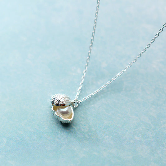 Silver Shell Necklace For Women chain and pendant