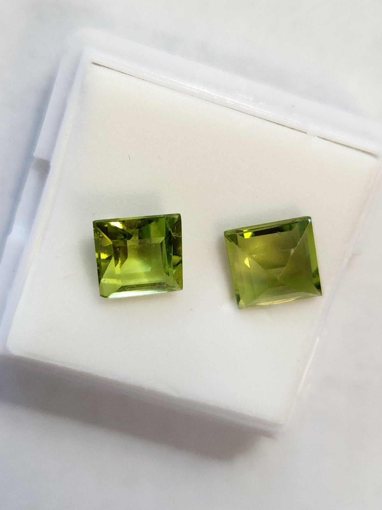 Ships from United States - Peridot - Princess Cut - Pair of Loose Gemstones - Sourced from Chanthaburi , Thailand Gem Market - Goldz.vip