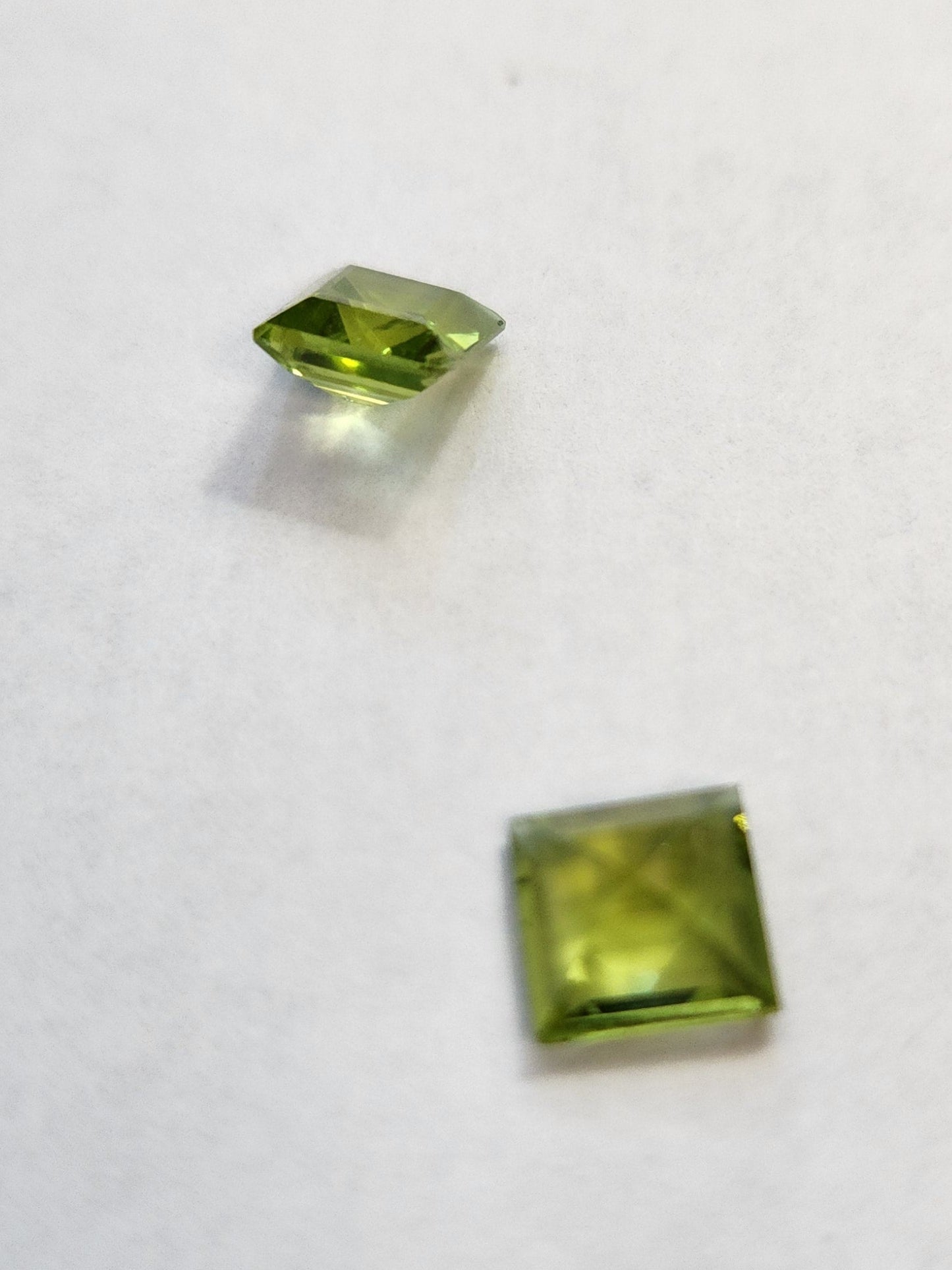 Ships from United States - Peridot - Princess Cut - Pair of Loose Gemstones - Sourced from Chanthaburi , Thailand Gem Market - Goldz.vip