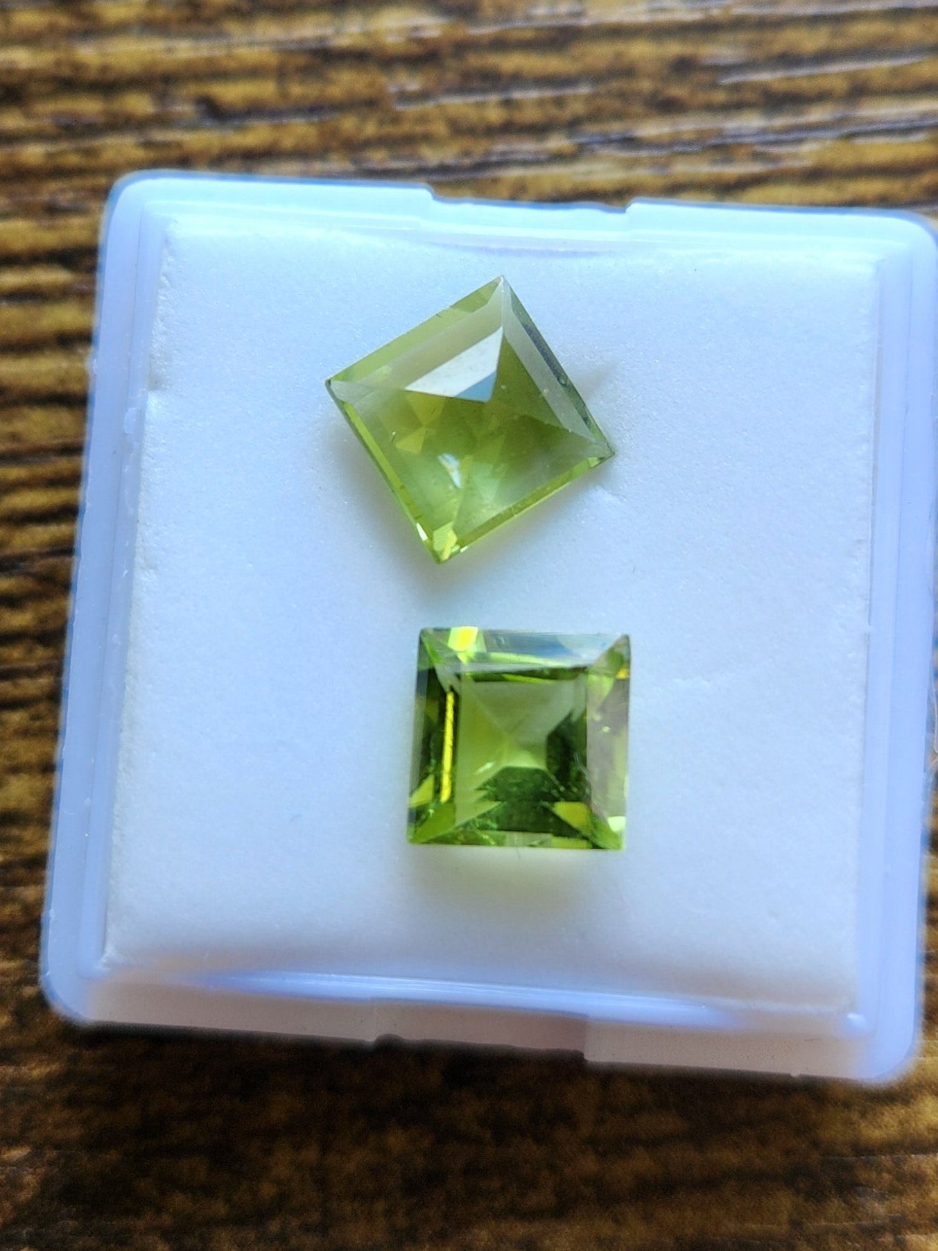 Ships from United States - Peridot - Princess Cut - Pair of Loose Gemstones - Sourced from Chanthaburi , Thailand Gem Market - Goldz.vip