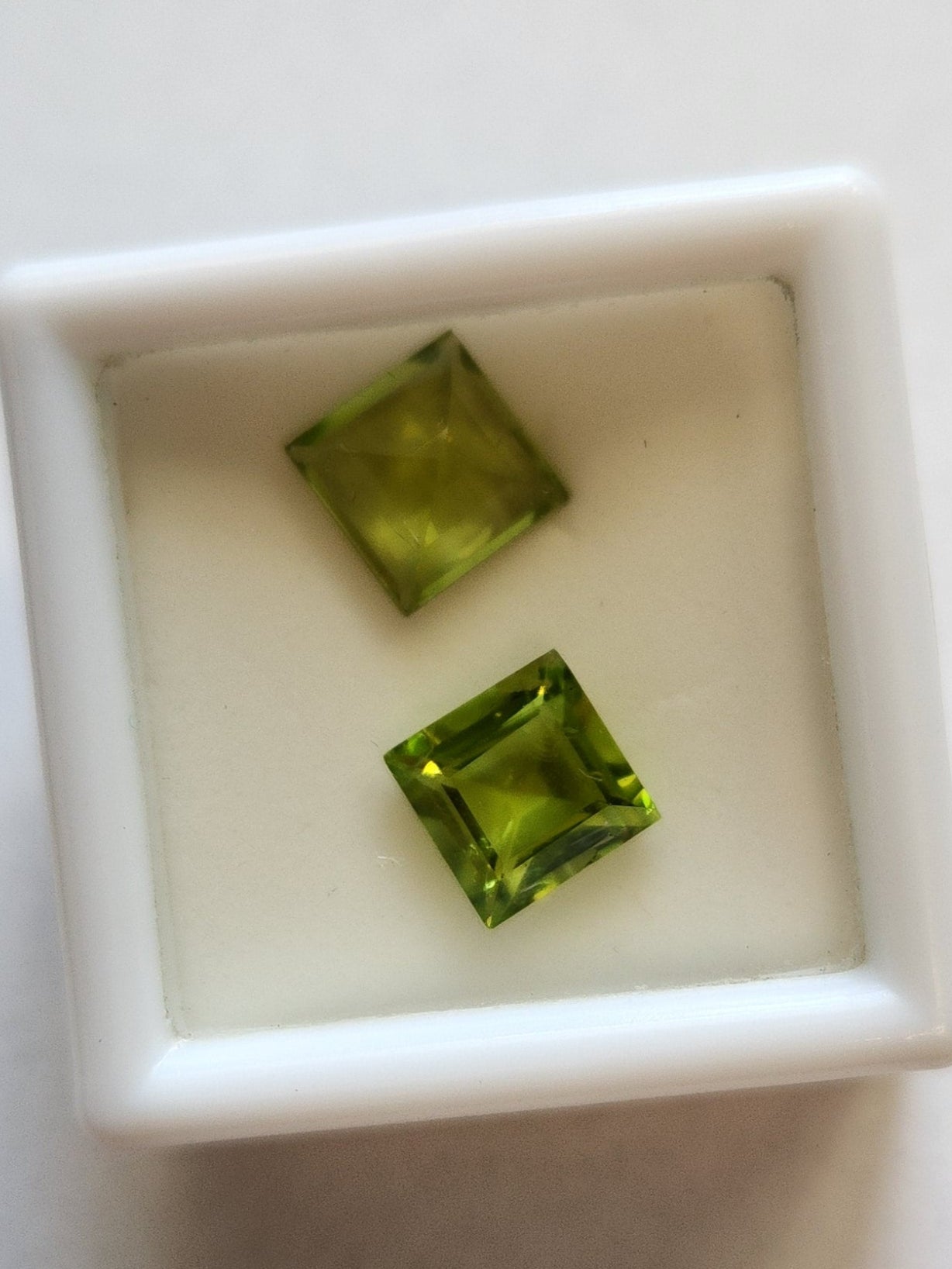 Ships from United States - Peridot - Princess Cut - Pair of Loose Gemstones - Sourced from Chanthaburi , Thailand Gem Market - Goldz.vip